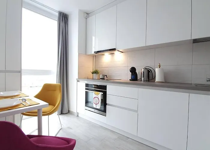 Riverside & Private Parking, King Bed & Crib * Timisoara