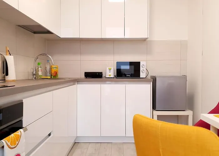 Appartamento Riverside & Private Parking, King Bed & Crib *