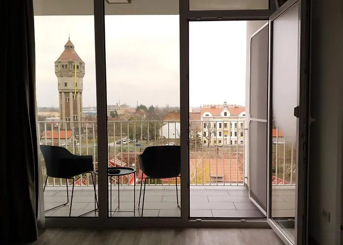 Riverside & Private Parking, King Bed & Crib Timisoara