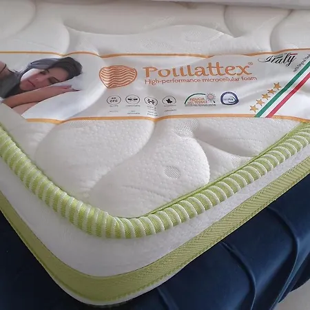 Lägenhet Riverside & Private Parking, King Bed & Crib *