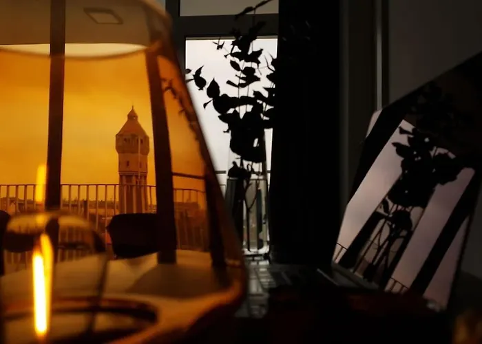 Riverside & Private Parking, King Bed & Crib Lägenhet Timişoara